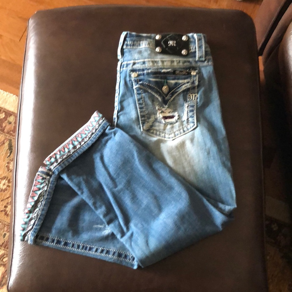 Miss Me cropped jeans